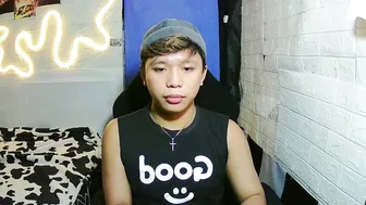 edrianburca052 18 porn sex chat