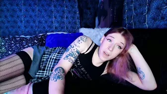 scary_sarah goth (12/08/2025)