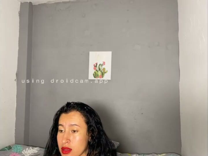 Victorialeens posing on webcam 09-Dec-2025