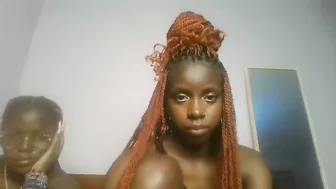 sexykitten200 (12/09/2025)