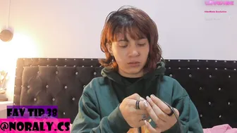 hey_noraly naked 09-Dec-25
