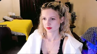 Julie_flores (12-09-2025)