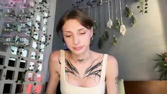 Barbie_bi (06/04/2025)