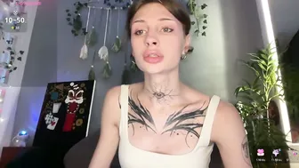 Barbie_bi (06/04/2025)