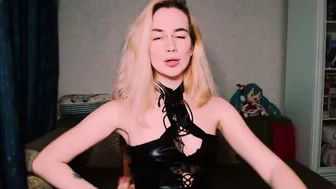 carinfox blonde video cam