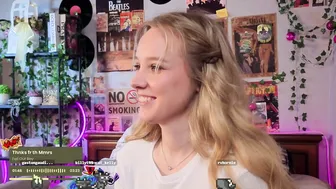 darleneferran blonde camvideo