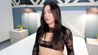 Emilyzahar cam sex chat (12-09-2025)