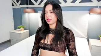 emilyzahar recorded nude video 440024
