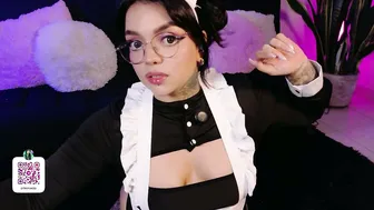 trip_inked posing on webcam - 12/10/2025