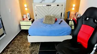 karolandluna porn 10 December 2025