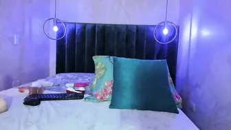 Avawhiite hot webcam porn video 10-Dec-25