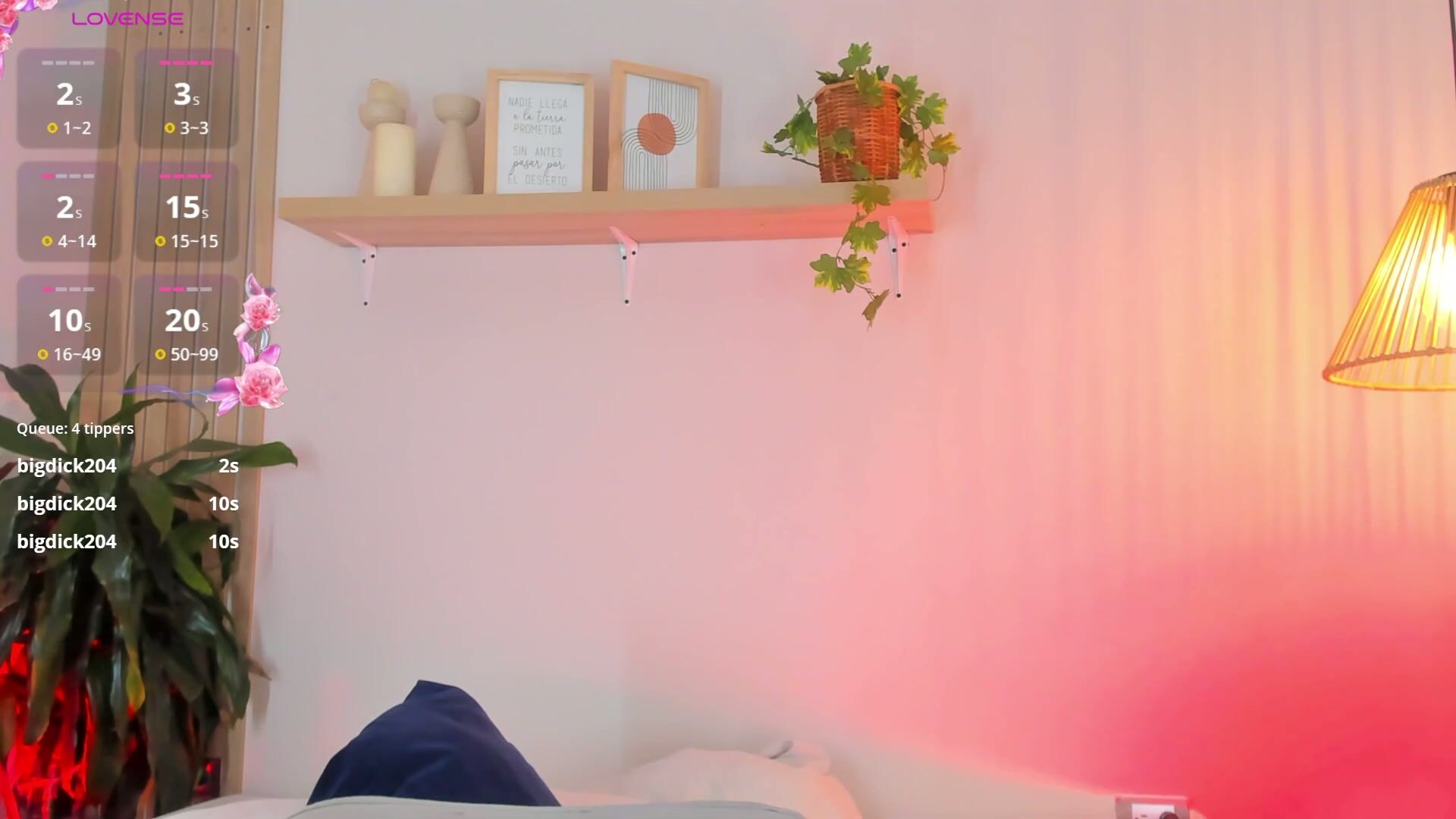 Cristalfoxy_ latina on cam
