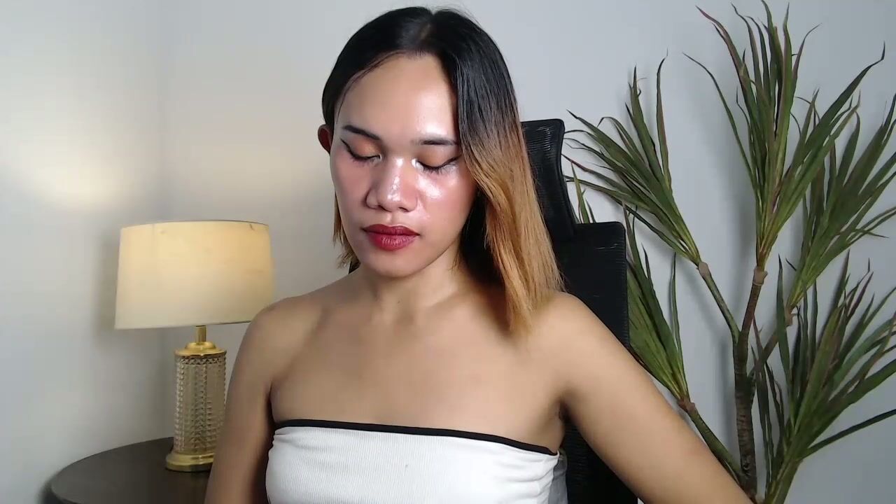 cocotsgoddess interactivetoy xxx chat