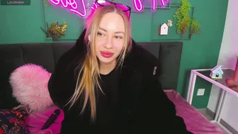 Diana_garrett stream - (12/10/2025)