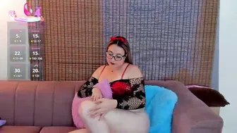 Ariana_cross_ milf - (12-10-2025)