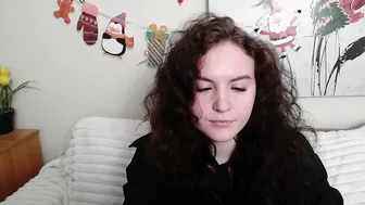 Julietvelour nude video chat 12-10-2025