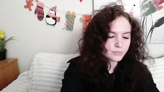 Julietvelour nude video chat 12-10-2025