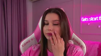 Dianabecker cam porn video posing on webcam