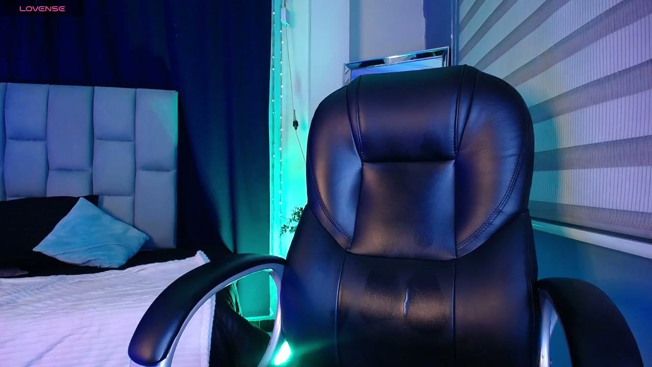 Kitty_astral xxx chat (12/11/2025)