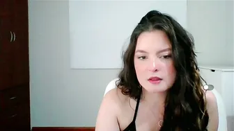 amanda_callum_ hairy 11 December 2025