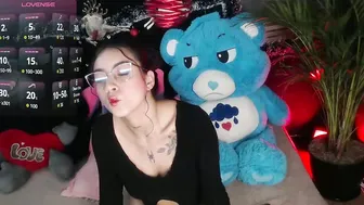 venus_26_ nude on cam 11-Dec-25