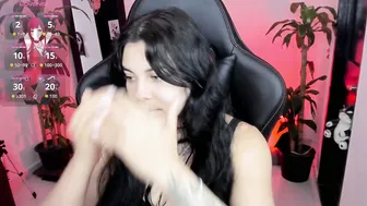 Misscharlottte_18 11-Dec-2025