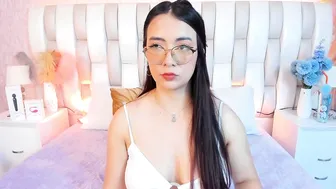 Ari_lynn_ 11-Dec-25
