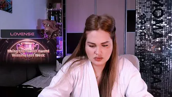 libra_mia on webcam 11 December 2025