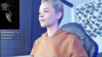 Anny_kiitty_ 11-Dec-2025