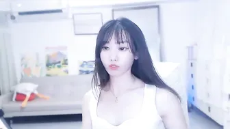 Candy8998 12/11/2025 asian