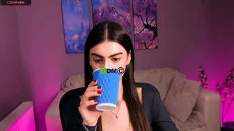 Alyssamoan (12/11/2025)