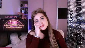 libra_mia (12/11/2025) shy