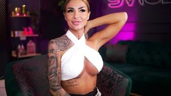Raquellevon blowjob show