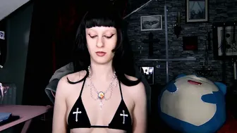 Amberangel666 (06-06-2025) chastity