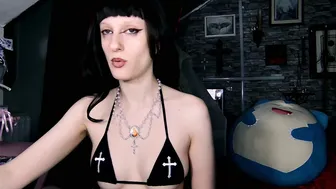 Amberangel666 (06-06-2025) chastity