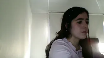 Zoe_mill33r (12-11-2025)