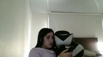 Zoe_mill33r (12-11-2025)