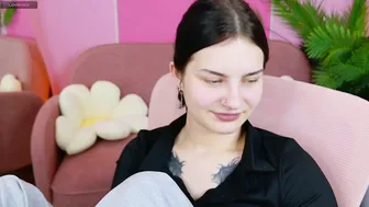 Angelbraunn 12/11/2025 cam