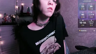 Aesthetic_being 11-Dec-2025 cam chat