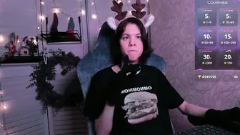 Aesthetic_being 11-Dec-2025 cam chat