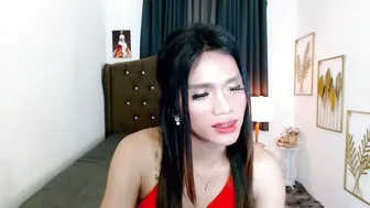 hollyyumiloove 11 December 2025