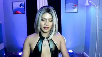 trixilynemondragon cam video (12/12/2025)