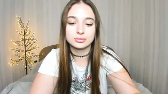 daria_de_luxe young - 12-Dec-25