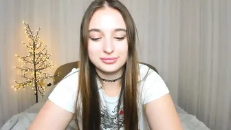 daria_de_luxe young - 12-Dec-25