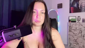 sariaaahh nude cam video (12-12-2025)