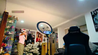latin_couple77 12-Dec-25 bigass