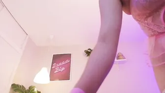 scarlet_joness_ posing on cam chat girl porn