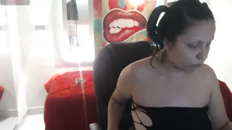 kati_momy on cam 12-Dec-2025