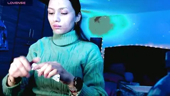 holy_juli2 feet on live cam