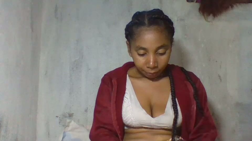Cettehot nude video chat - 12 December 2025